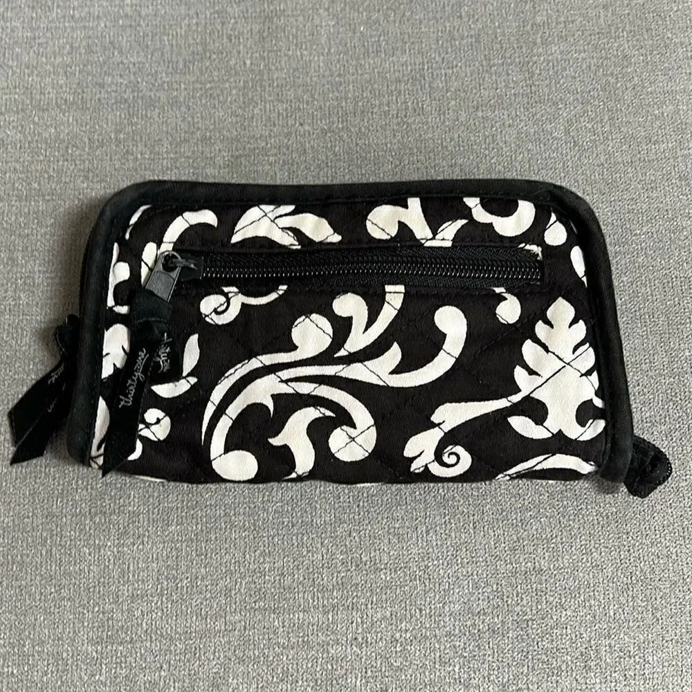 Thirty-One Black and White Wallet